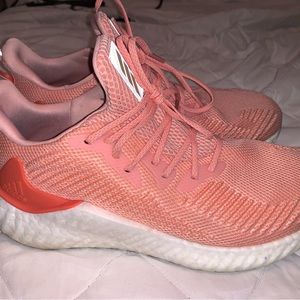 Adidas Alphaboost 9.5